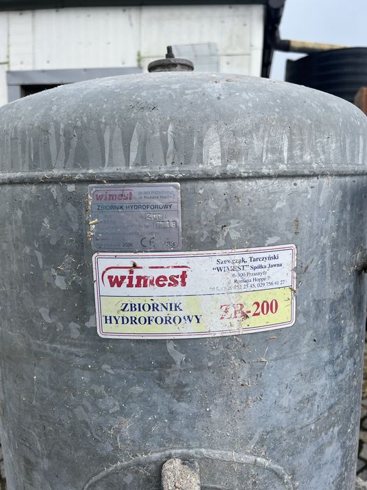 Hydrofor 200l.