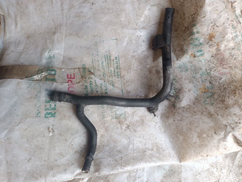 Патрубок системы охлаждения Skoda Audi Seat Volkswagen