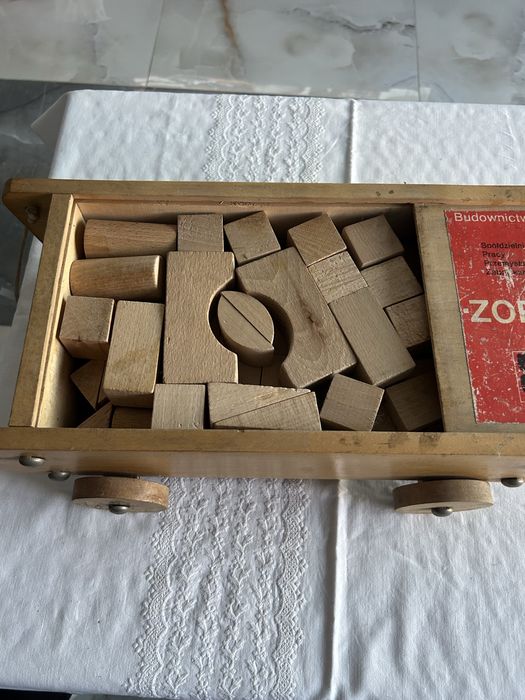 Sprzedam zestaw drewnianych klocków Zorka