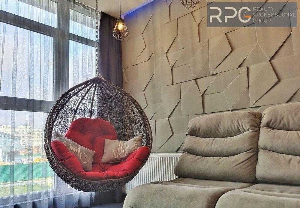 Дизайнерська квартира преміум-класу в самому центрі Крюківщини - заходь і живи! (вул. Одеська, 1)