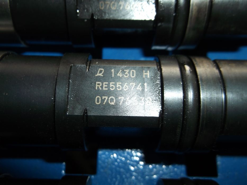 John Deere--wtryskiwacz RE556741, 07Q76708 -- Czemierniki • OLX.pl
