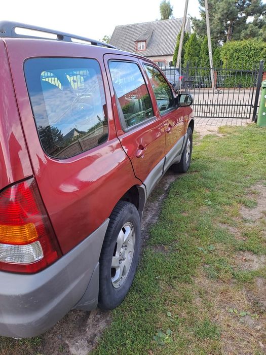 Mazda Tribute 4x4 benzynka , hak