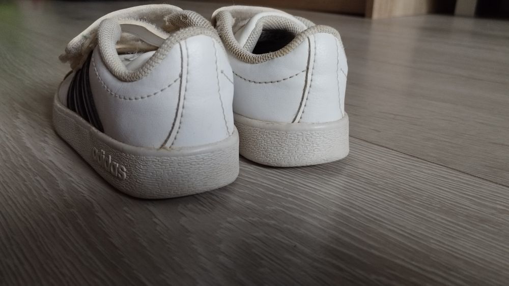 Buty adidas rozmiar 22