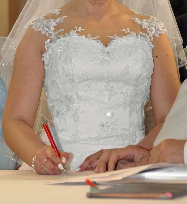 Sprzedam suknię ślubną