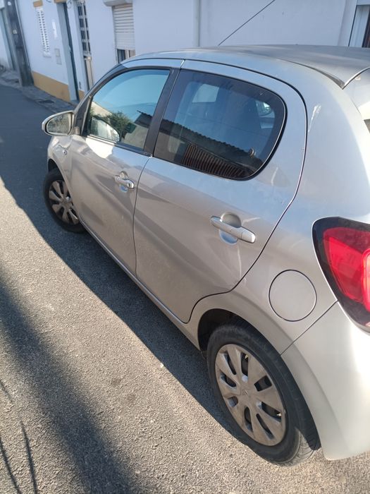 C1 impecável  carro de uso diário