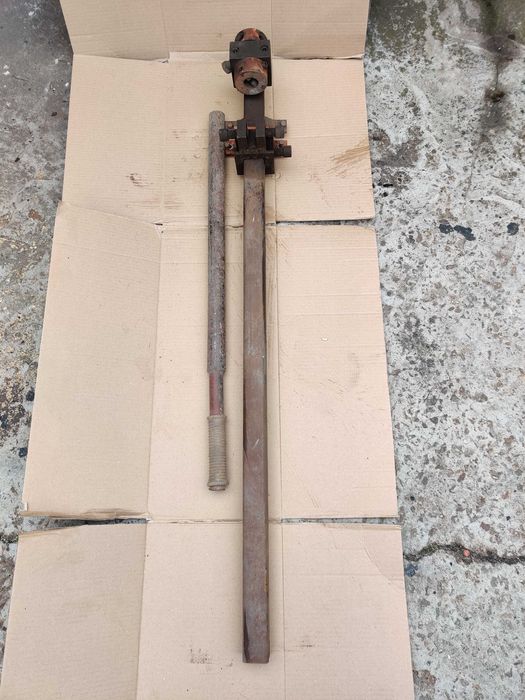 Верстат для скручування квадрата смуги і кошиків. Холодна ковка.