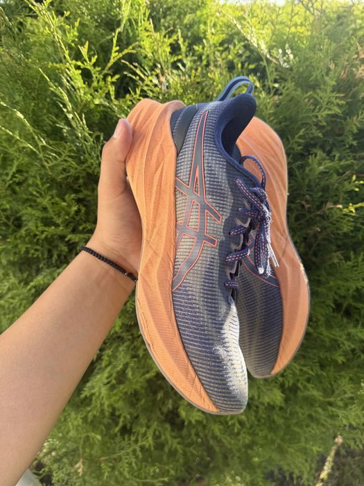 Кросівки asics 41.5