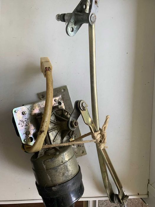 запчасти к ВАЗ вариатор тормозные колодки привод дворников шкворня