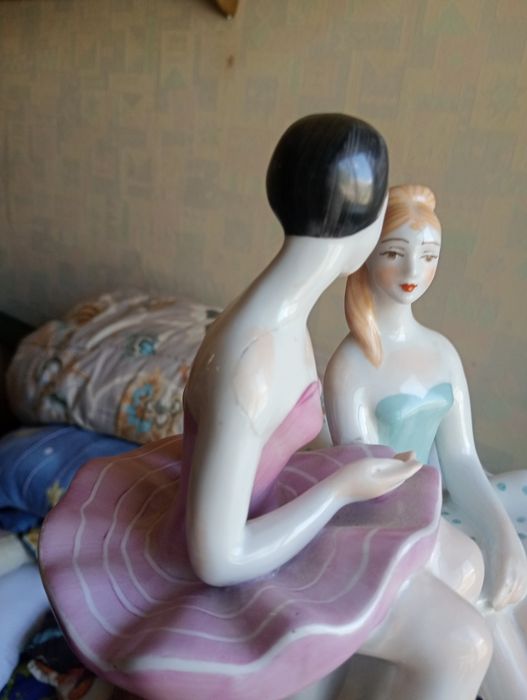 Фарфоровые фигурки