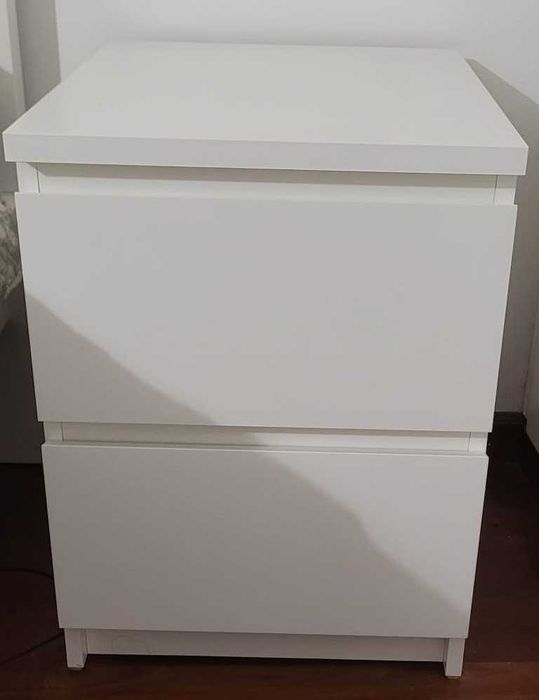 Mesa cabeceira branca 2 gavetas IKEA