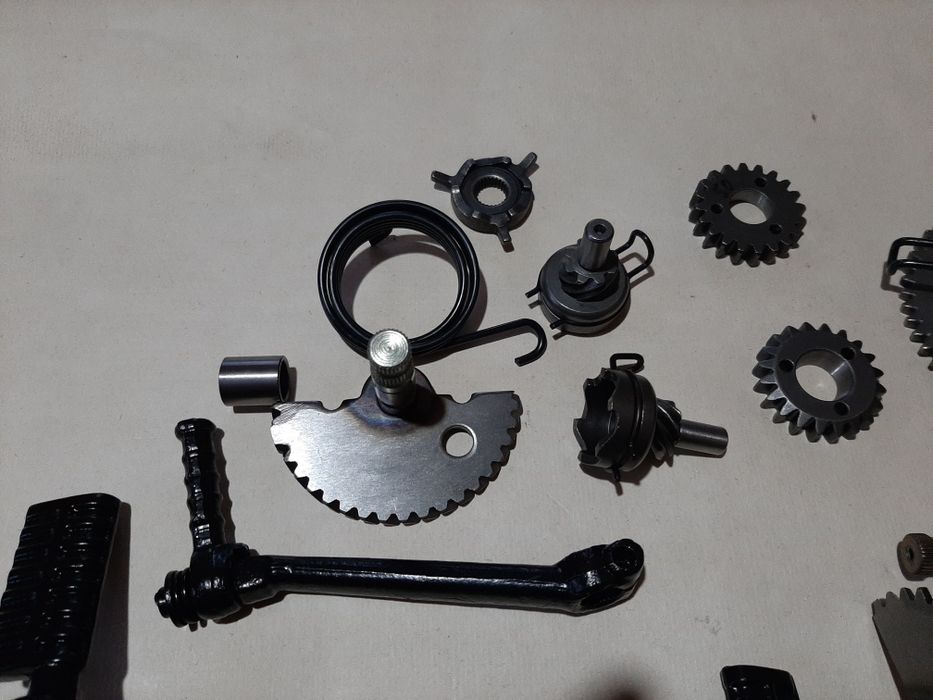 Сектор заводной на скутер ножка полумесяц храповик