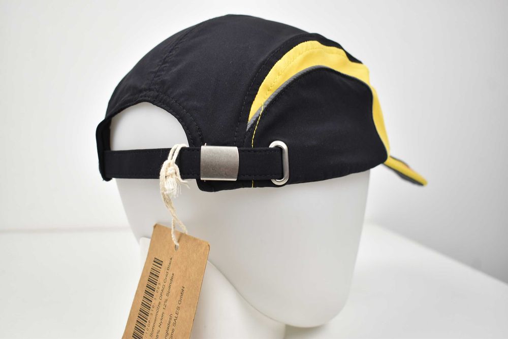 Czapka miękka elastyczna z daszkiem kurier DHL