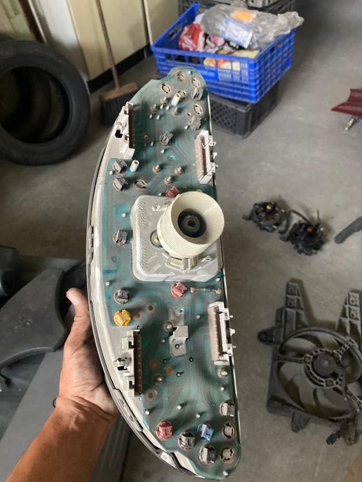 Várias peças punto 96