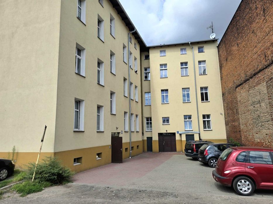 3 Pokoje (70m2) III. Piętro, Centrum, Stargard.