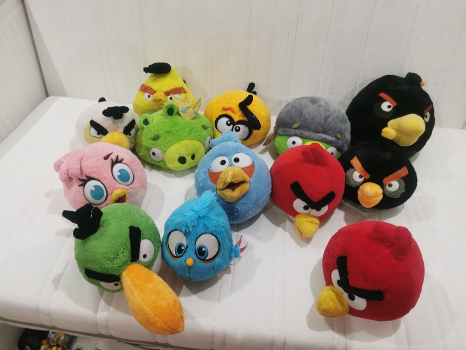 Conjunto de peluches Angry Birds como novos