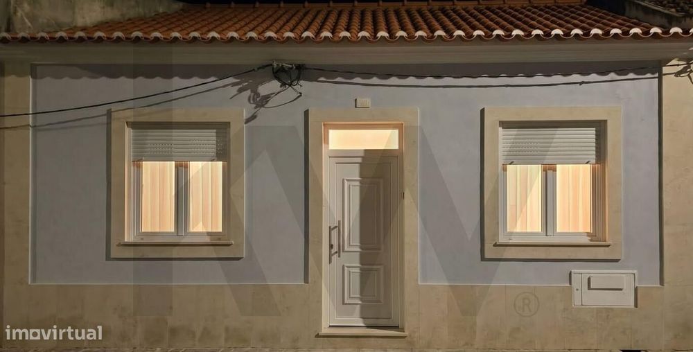 O Seu Novo Começo em Almeirim — Moradia T2 com Design Contemporâneo