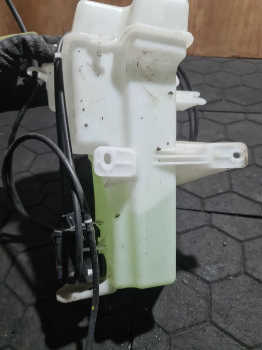 Kia Rio IV 1.2 lift HB zbiornik płynu spryskiwaczy pompka przewody