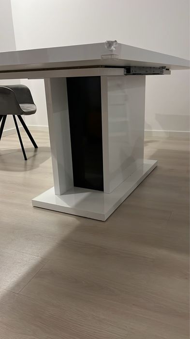 Mesa Sala Extensivel 225 cms