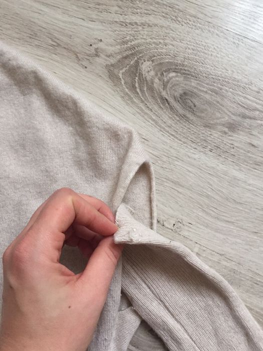 Sweter z doczepianymi rękawami