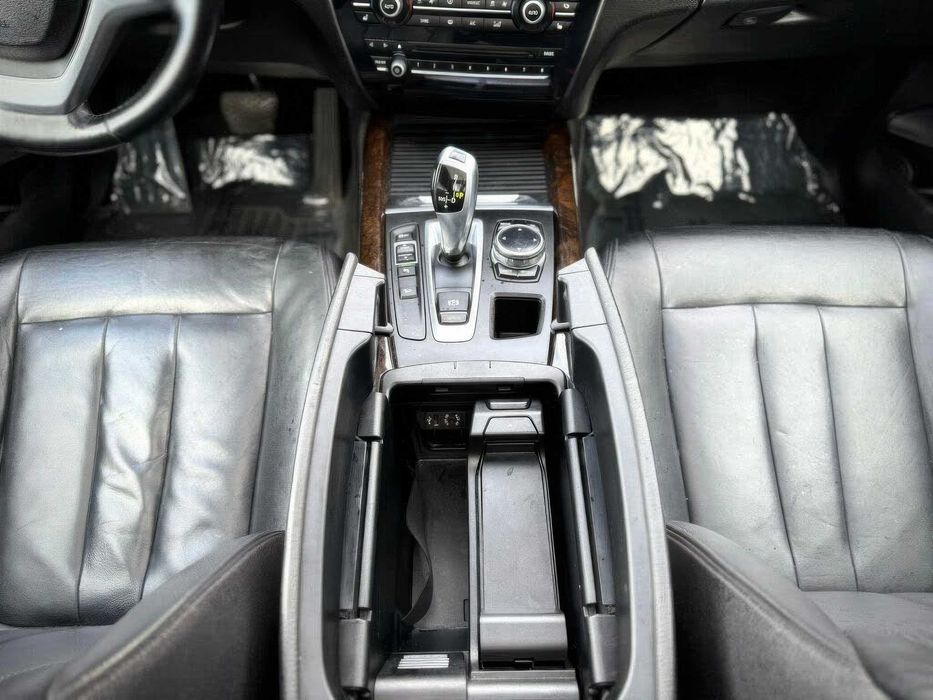 BMW X5      2013
