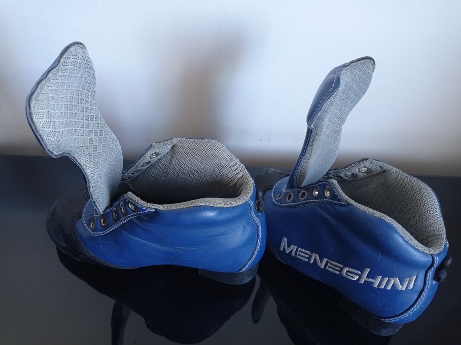 Botas e calços para hóquei