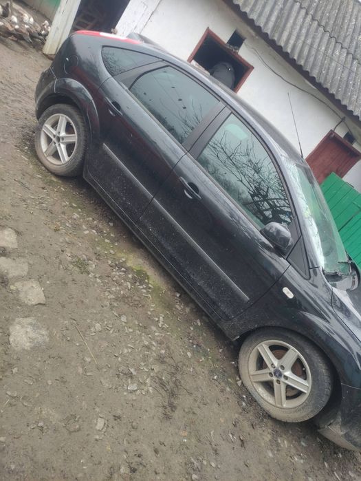 FORD FOCUS 1,6 бензин!