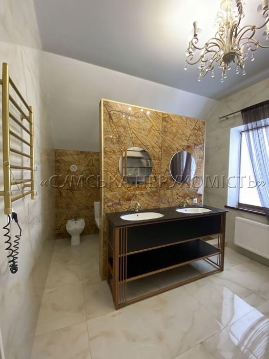 Продам шикарний будинок в м. Суми