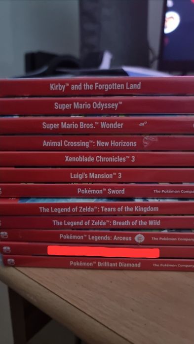 Nintendo Switch OLED + 11 Jogos + Comando (Gar. 11-2026)