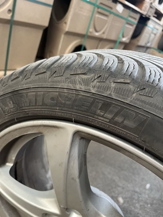 Felgi plus opony zimowe 17 cali RENAULT