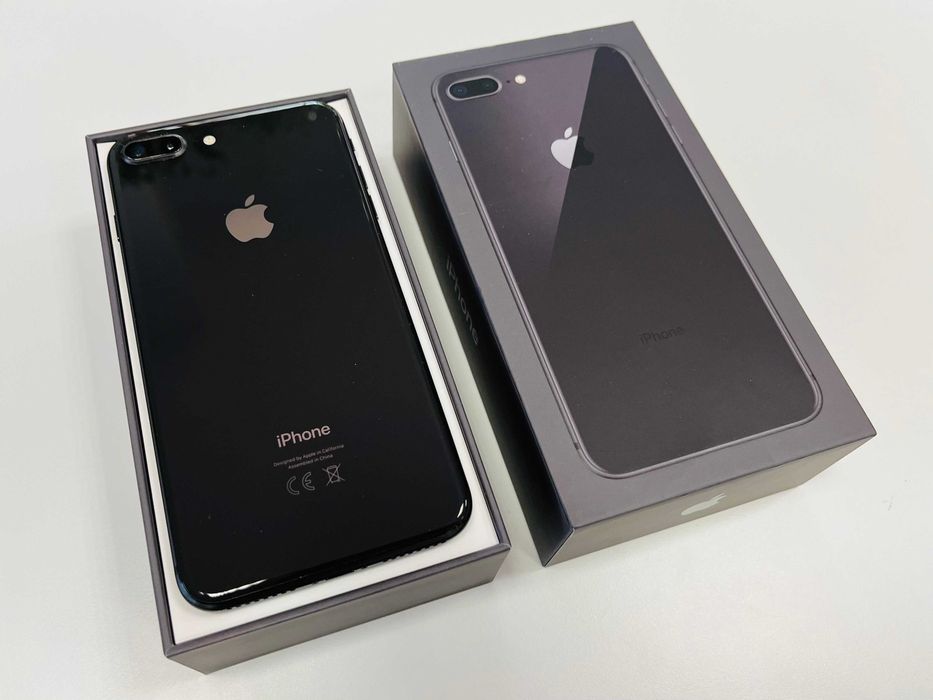 Apple iPhone 8 Plus 64 GB Gwiezdna Szarość stan bardzo dobry