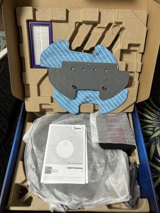 Робот-пилосос Midea i5c