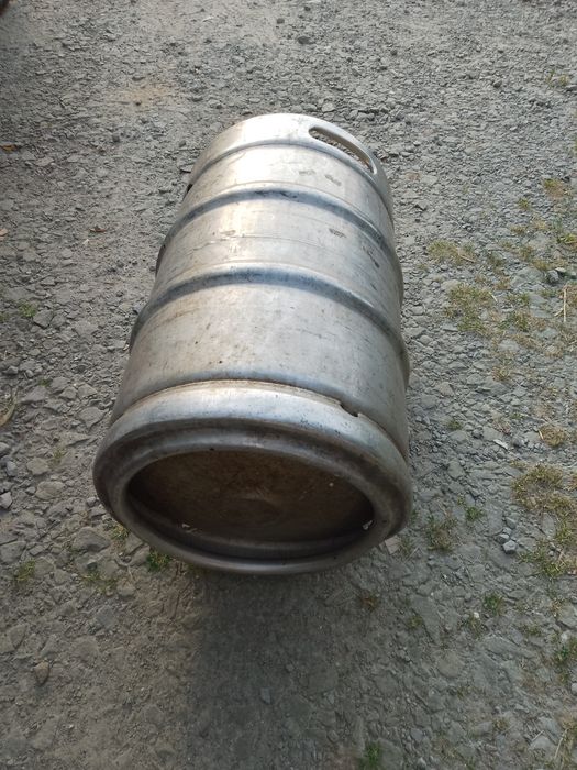 Keg pojemnik z piwa 50 litr.