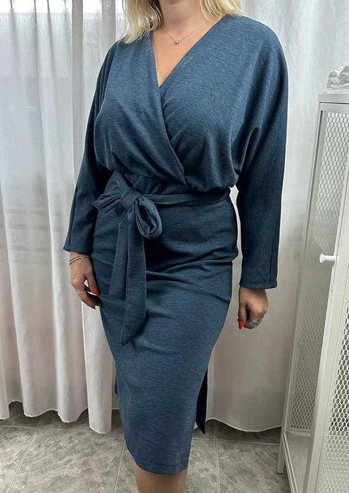Vestido Midi Envelope Azul Petróleo