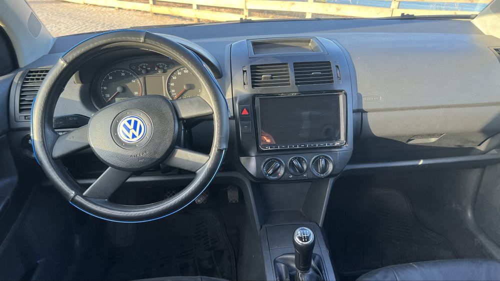 Vw Polo 1.4Tdi 75Cv    10/2002