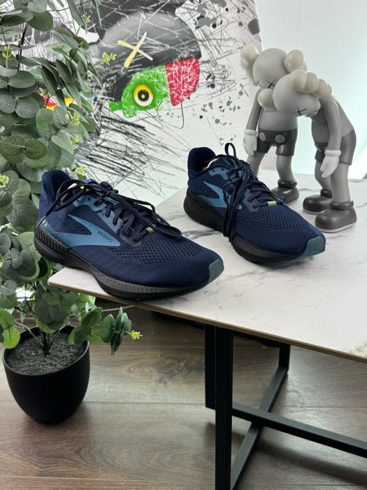 Кросівки Brooks Adrenaline 45 розмір Е13456
