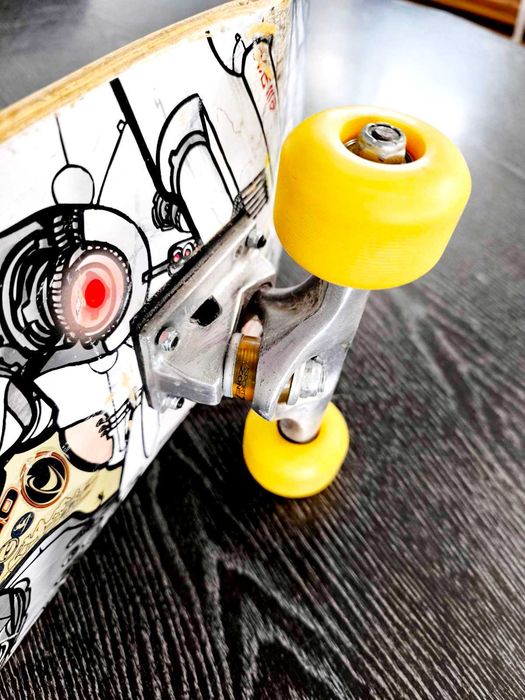 Skate GONSALES - bom estado