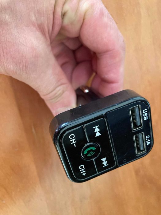 Wireless FM Transmitter (isqueiro)