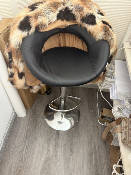 Banco alto ajustavel