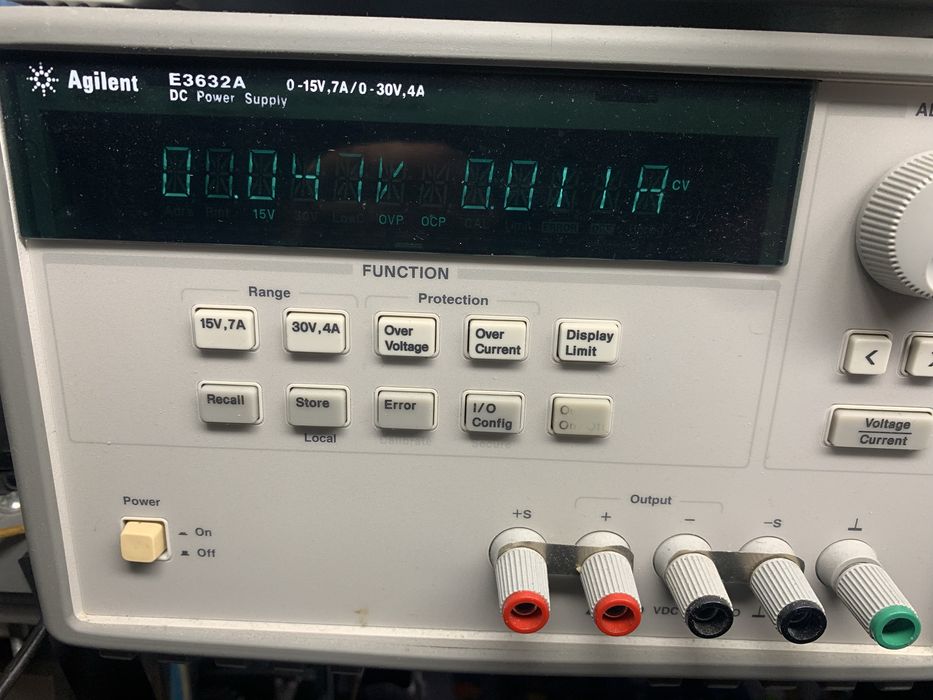 Блок питания Agilent E3632