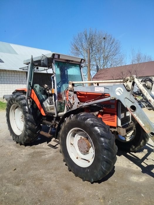 Ciągniki Massey Ferguson 3095