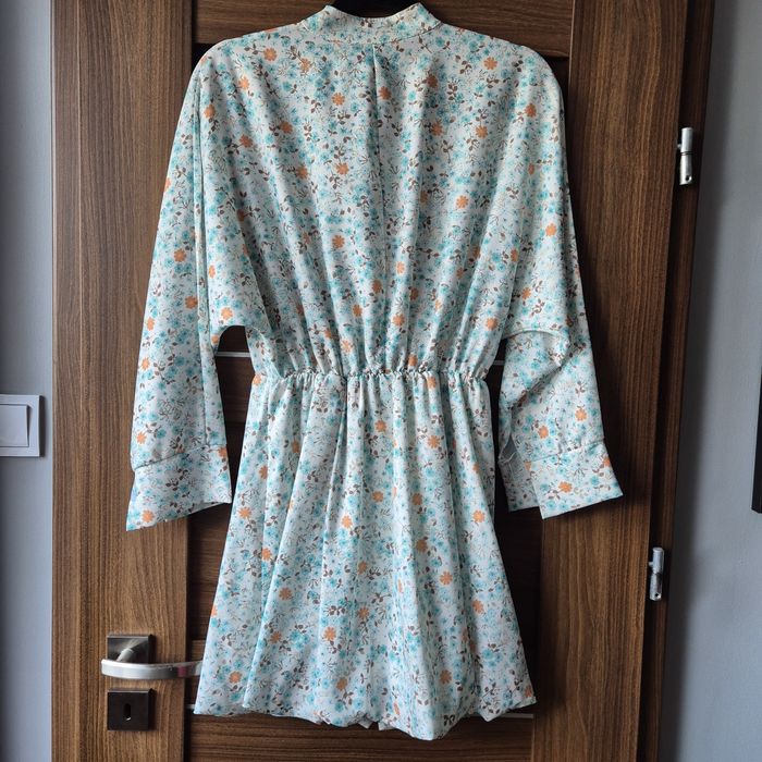 Sukienka kwiaty nowa