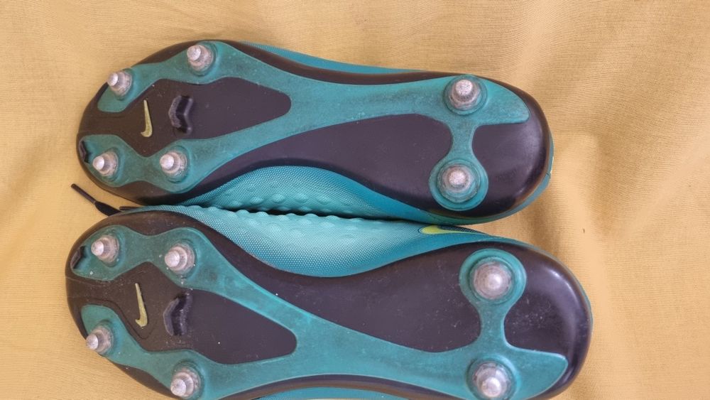 Chuteiras Nike Magista