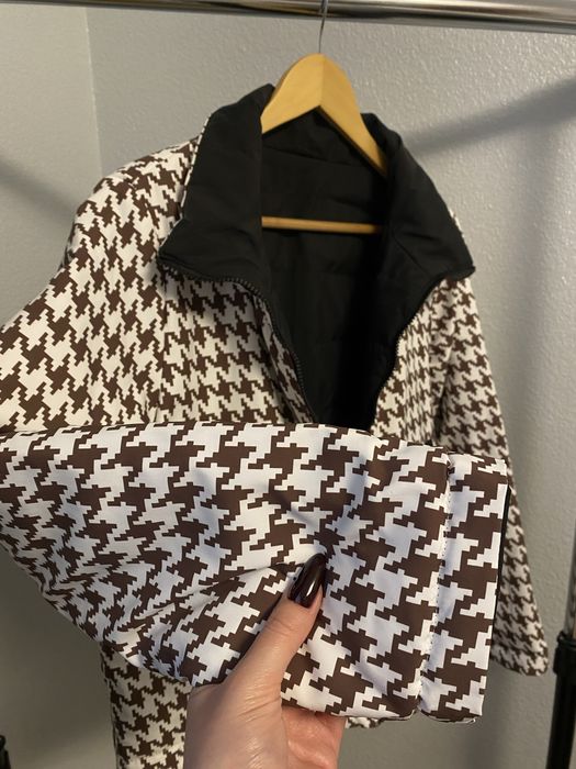 Стильна двостороння куртка, розміру S/M — нова, легка, модний принт