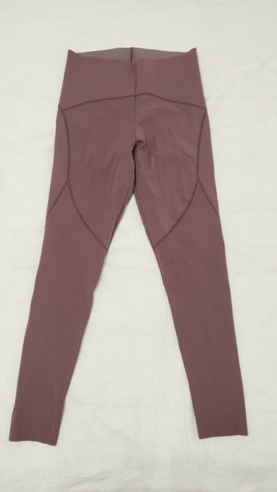 Leginsy sportowe Oysho