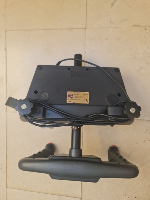CH PRO flight kit - Controlos para simulador (Yoke+Pedals+Throttle)