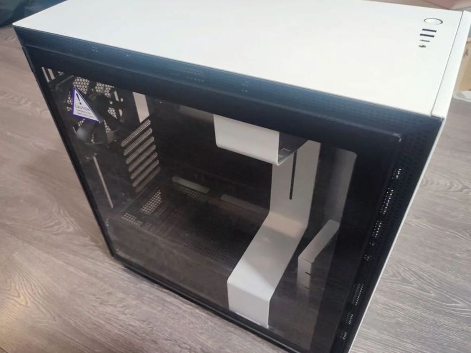 Корпус ДЛЯ ПК NZXT Atx h710i