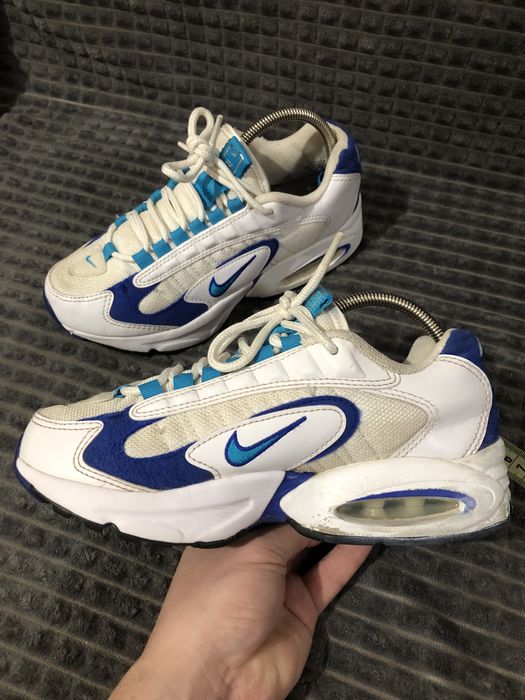 NIKE AIR MAX TRIAX (37.5-38) 24см женские кроссовки оригинальные белые