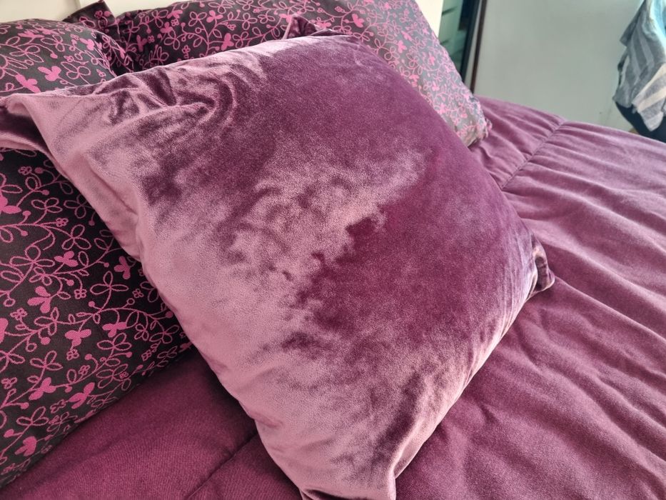 Colcha casal e almofadas