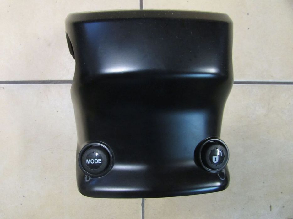 Vespa GTV 300 hpe 2024 uchwyt stelaż licznika