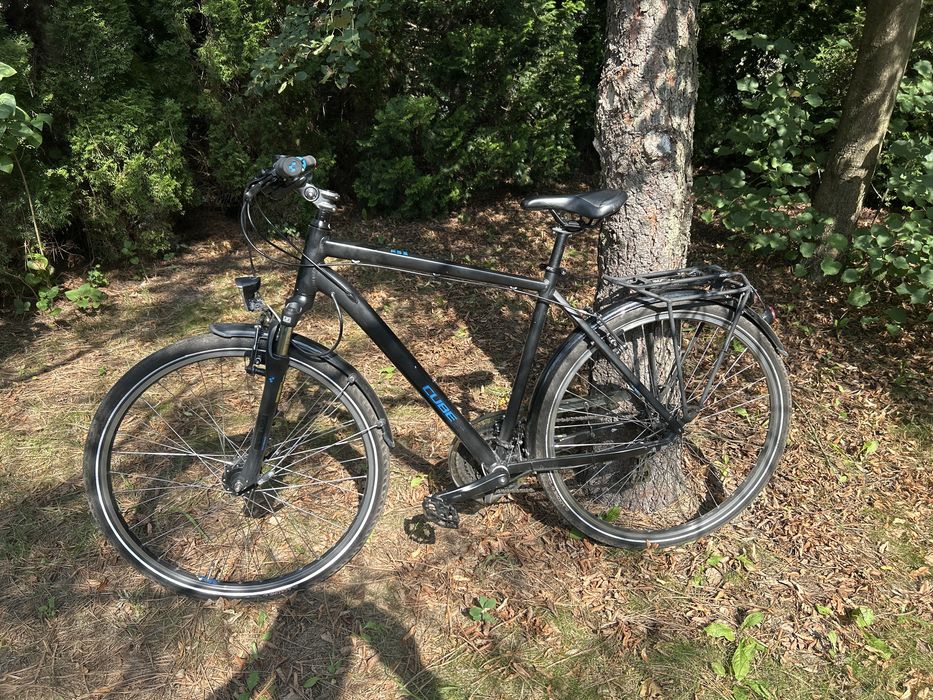 Cube touring  rama 54 koła 28